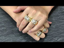 Load and play video in Gallery viewer, BJ222 Men&#39;s Gold Ring
