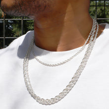 Load image into Gallery viewer, STC408 8MM Silver Rope Chain
