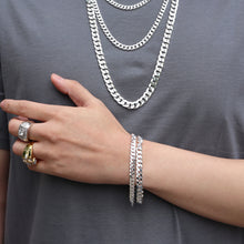Cargar imagen en el visor de la galería, SDG1998 7MM Concave Textured Cuban Chain
