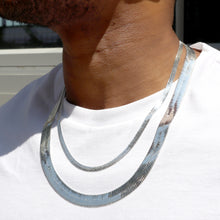 Load image into Gallery viewer, S7000 14MM Silver Herringbone Chain
