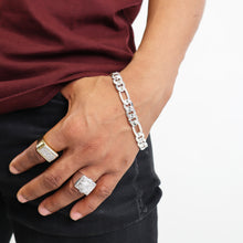 Cargar imagen en el visor de la galería, SDG118 8MM Concave Textured Figaro Chain

