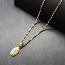 Load image into Gallery viewer, PG052 GOLD VIRGIN MARY CHARM
