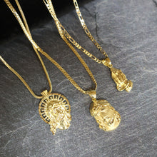 Load image into Gallery viewer, PG804 GOLD PRAYING HAND CHARM
